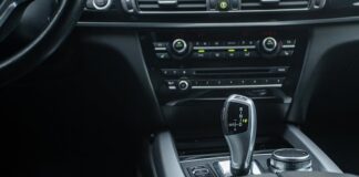 Ile ma biegów motor 125?