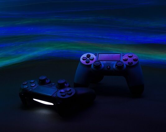 Ile kosztuje nowy PS4? Ile kosztuje nowy PS4?