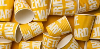 Jakim klejem skleić plastik z plastikiem?