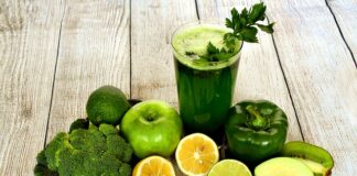Jaka jest różnica między koktajlem a smoothie?